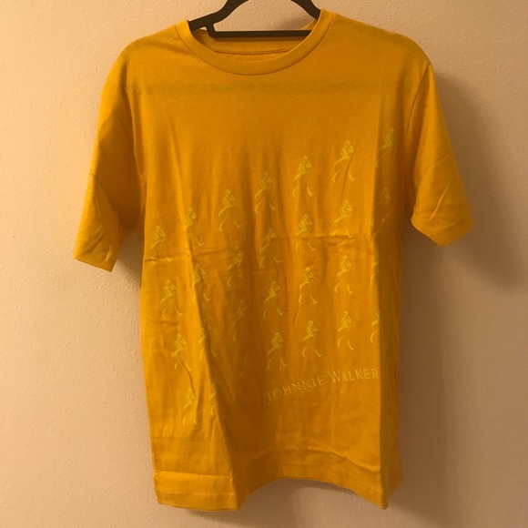 Other - Johnnie Walker Gold T Shirt LG